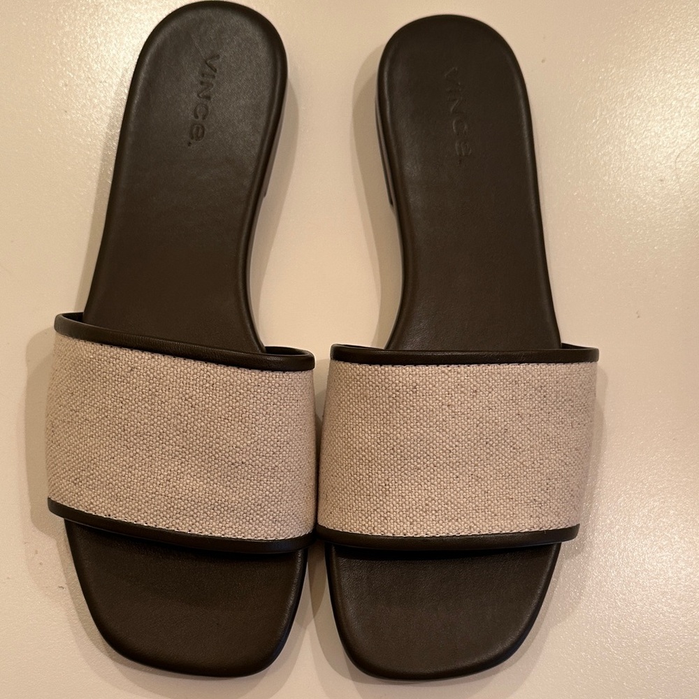 New Vince Women's Slide Sandals. Size 38.5.